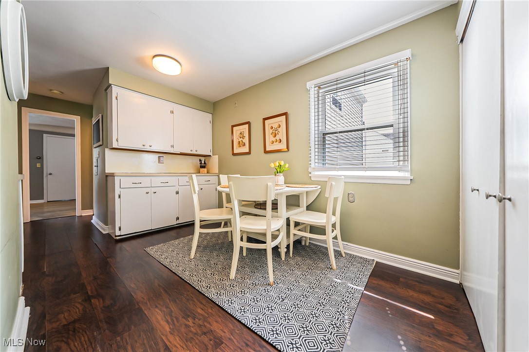 5165 East Farnhurst Road Cleveland, OH 44124 - Photo 8 of 26 Gallery Image 8