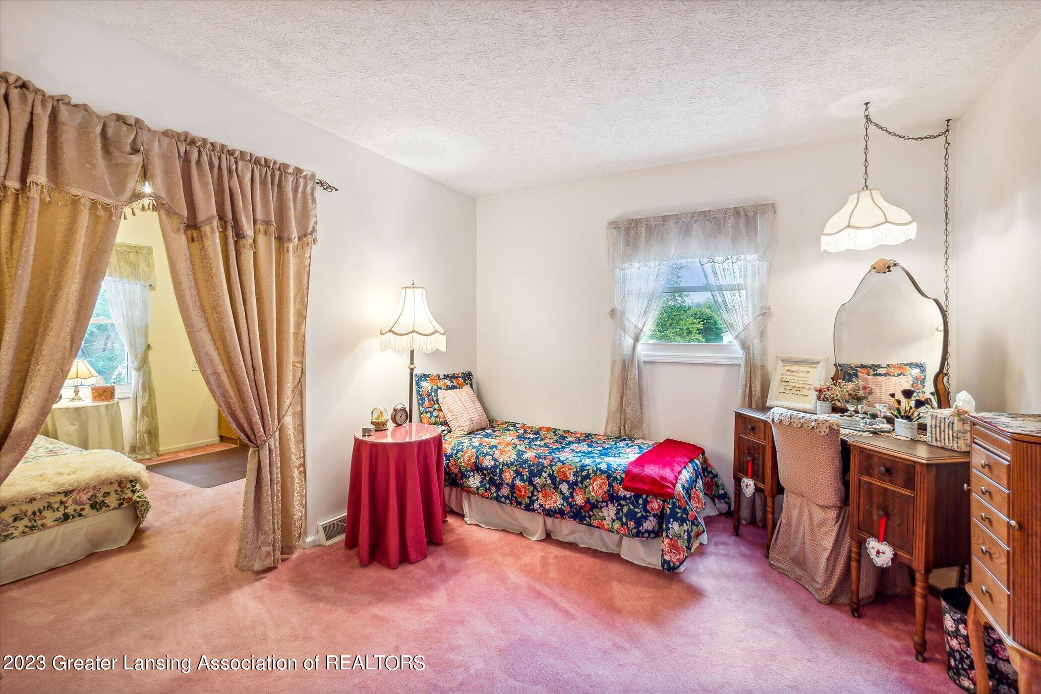 1238 Otto Road Charlotte, MI 48813 - Photo 31 of 46 BR 3 two-room suite