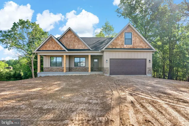 $529,900 | 2 Libby's Ridge Road, Berkeley Springs, WV 25411