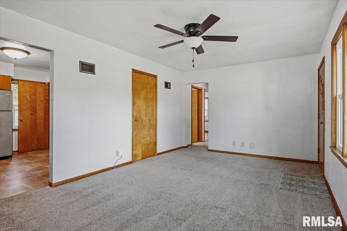 50 Midland Court Springfield, IL 62702 - Photo 6 of 25