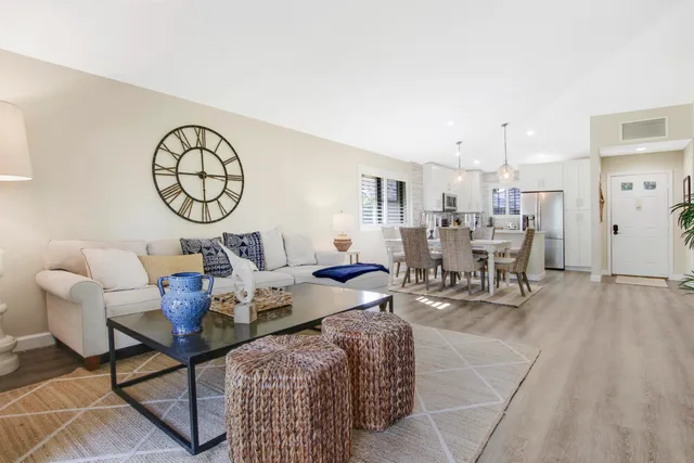 $10,000 | 704 Club Drive, Palm Beach Gardens, FL 33418