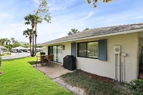 $10,000 | 704 Club Drive, Palm Beach Gardens, FL 33418