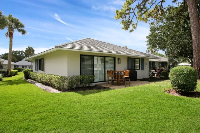 $10,000 | 704 Club Drive, Palm Beach Gardens, FL 33418