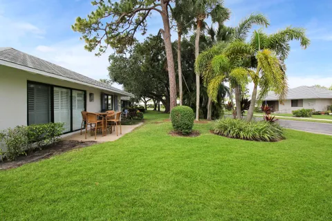 $10,000 | 704 Club Drive, Palm Beach Gardens, FL 33418