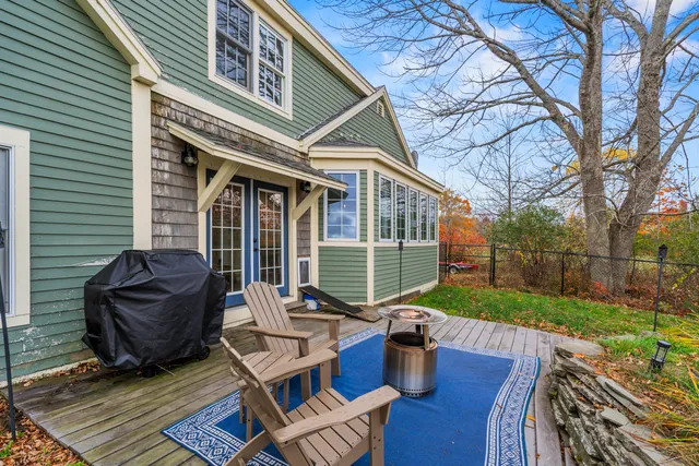 $385,000 | 443 Mann Hill Road, Holden, ME 04429