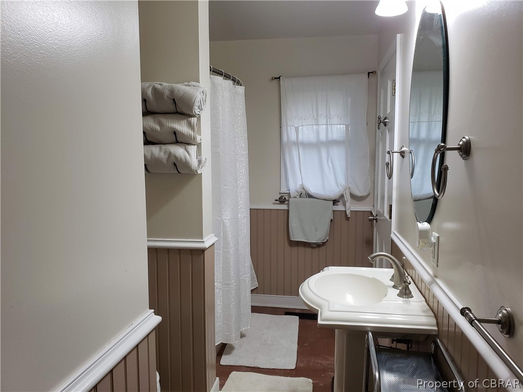 8961 Cuba Road Hayes, VA 23072 - Photo 20 of 42 Gallery Image 20