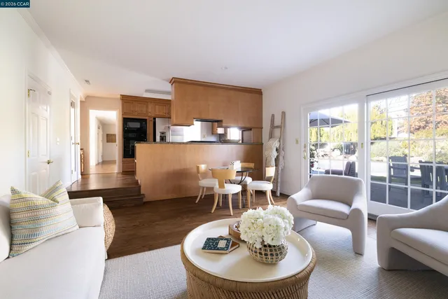 $1,395,000 | 902 Kane Circle, Walnut Creek, CA 94598