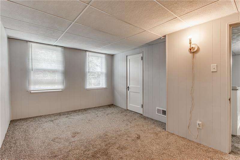 4 Mason Road Pittsburgh, PA 15235 - Photo 11 of 24 Gallery Image 11