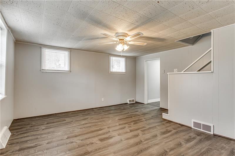 4 Mason Road Pittsburgh, PA 15235 - Photo 5 of 24 Gallery Image 5