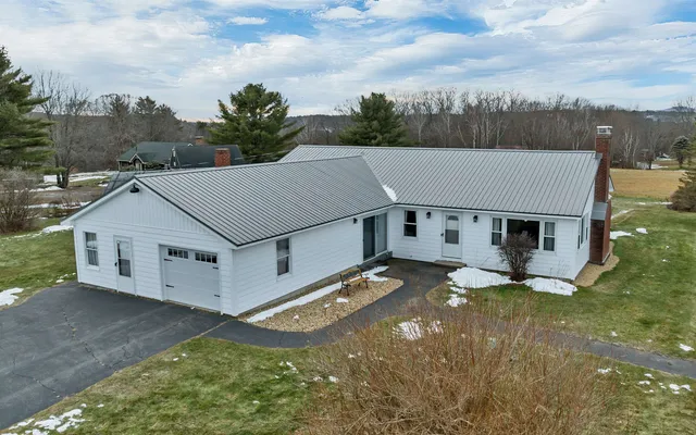$525,000 | 5 Greenwood Drive, Northfield, NH 03276