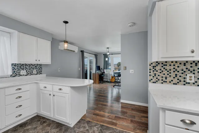 $525,000 | 5 Greenwood Drive, Northfield, NH 03276