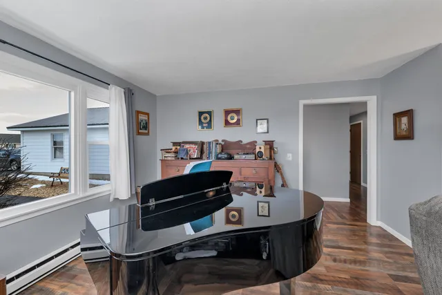 $525,000 | 5 Greenwood Drive, Northfield, NH 03276