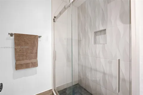 $365,000 | 3005 Northwest 48th Avenue, Unit 3005, Coconut Creek, FL 33063