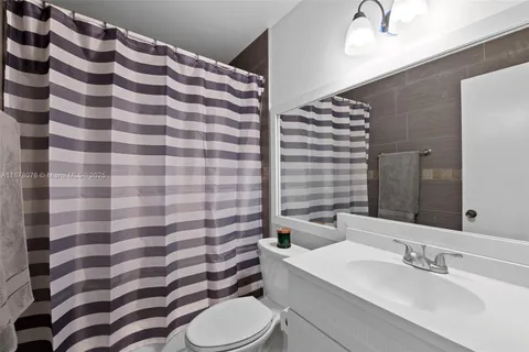 $365,000 | 3005 Northwest 48th Avenue, Unit 3005, Coconut Creek, FL 33063