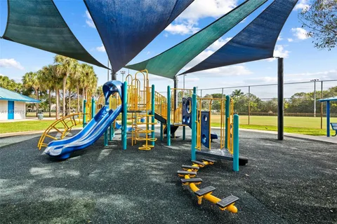 $365,000 | 3005 Northwest 48th Avenue, Unit 3005, Coconut Creek, FL 33063