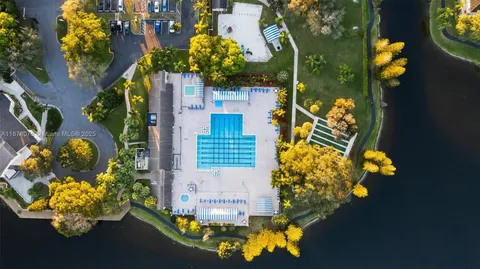 $365,000 | 3005 Northwest 48th Avenue, Unit 3005, Coconut Creek, FL 33063