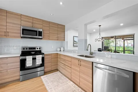 $365,000 | 3005 Northwest 48th Avenue, Unit 3005, Coconut Creek, FL 33063