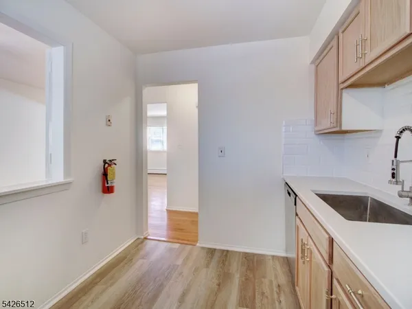$1,995 | 2467 Highway 10, Morris Plains, NJ 07950