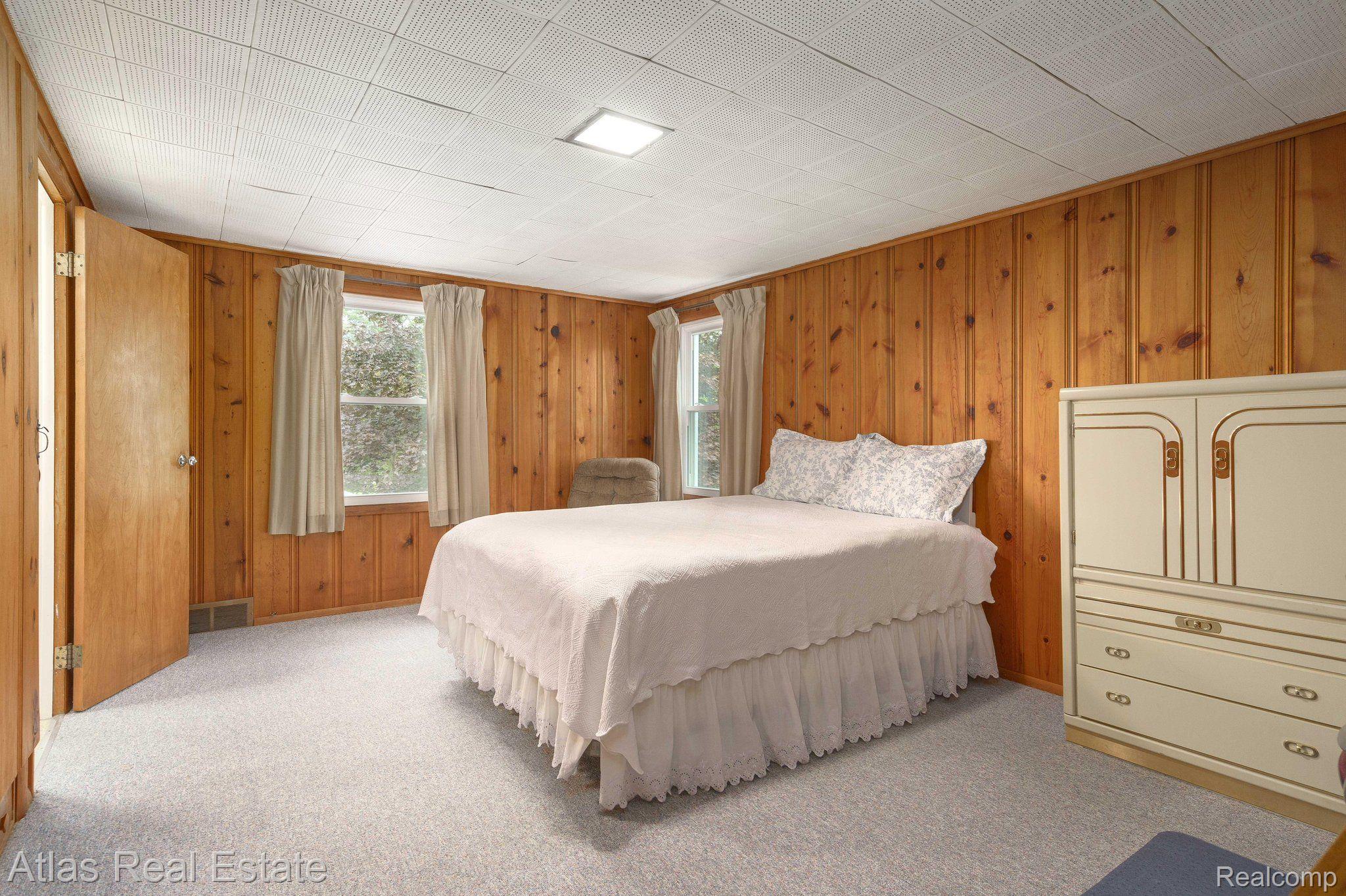 6297 Perry Road Grand Blanc, MI 48439 - Photo 16 of 25 Gallery Image 16