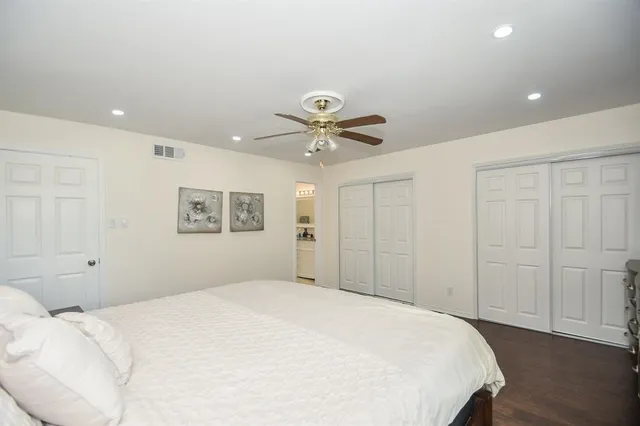 $320,000 | 6304 Riverview Way, Houston, TX 77057