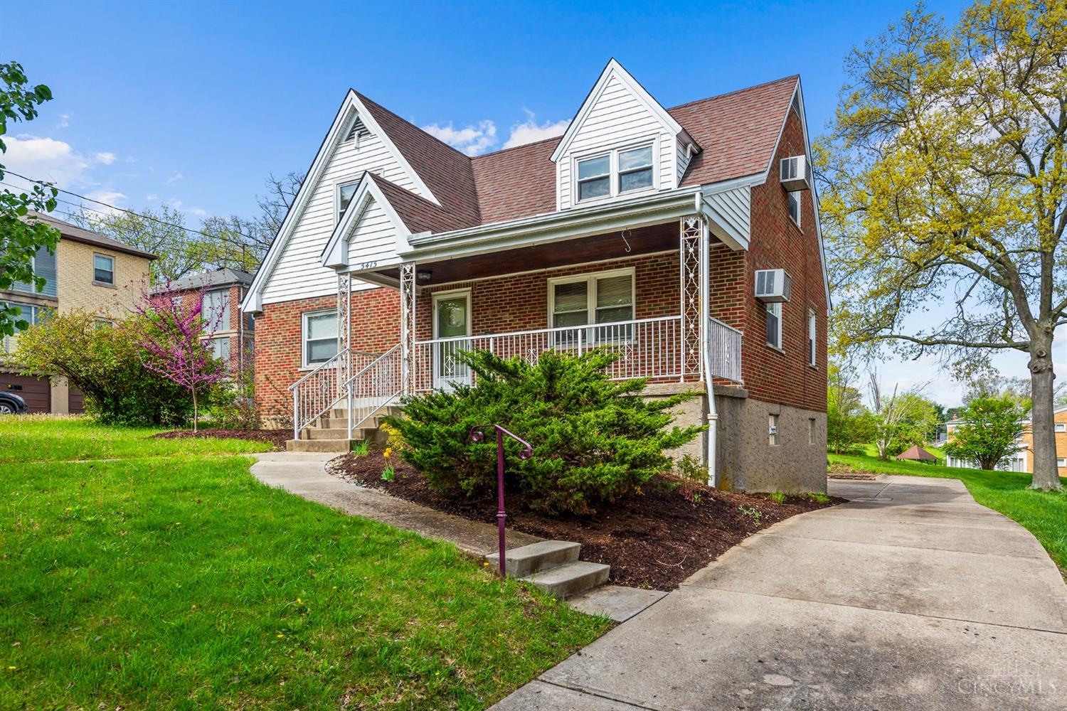 5415 Fox Road Cincinnati, OH 45239 - Photo 2 of 44 Gallery Image 2