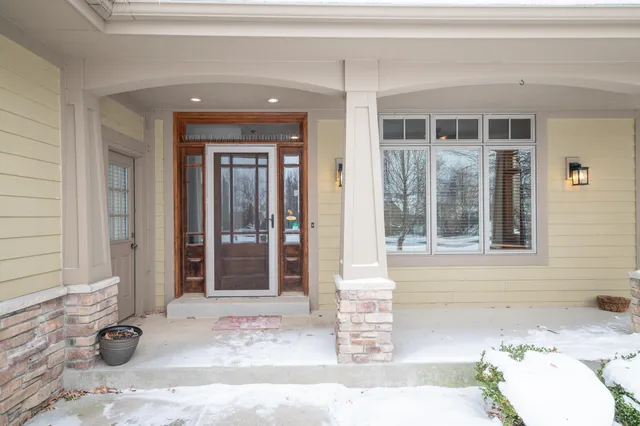 $839,900 | N54W16349 Westwind Drive, Menomonee Falls, WI 53051