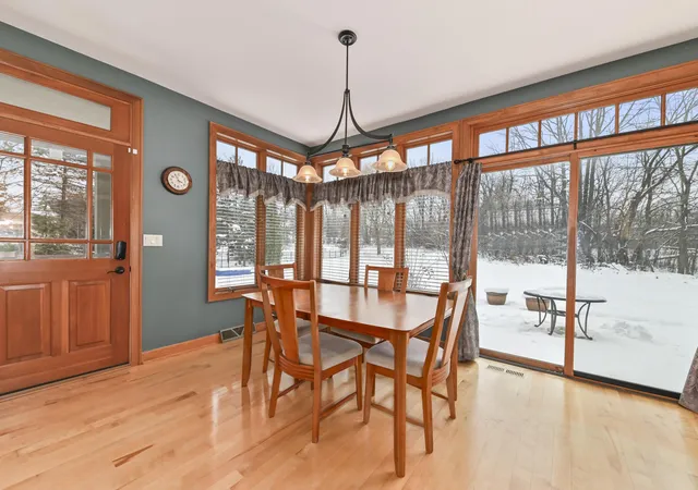 $839,900 | N54W16349 Westwind Drive, Menomonee Falls, WI 53051