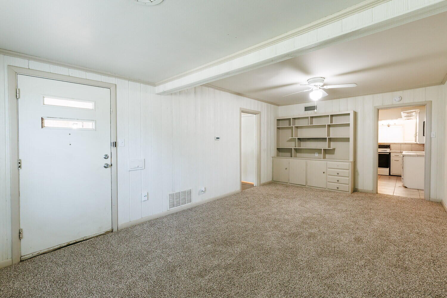 3115 32nd Street Lubbock, TX 79410 - Photo 6 of 39 3115 32nd-17