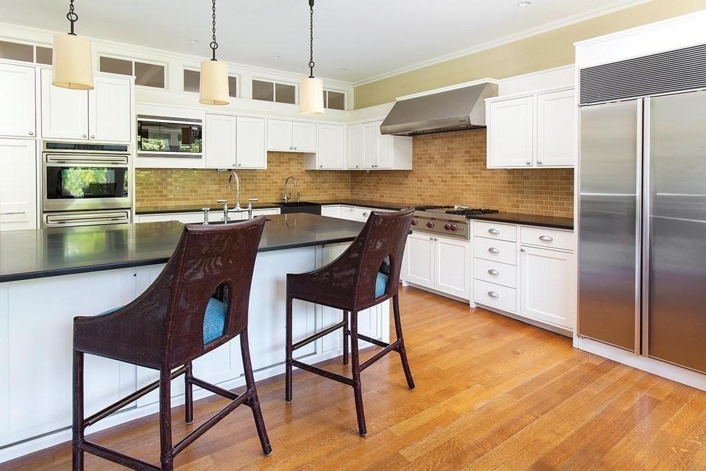 248 Buckminster Road Brookline, MA 02445 - Photo 7 of 24