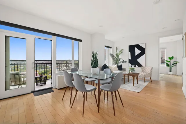 $850,000 | 189 Bridge Street, Unit 10A | Downtown Brooklyn