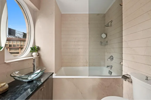 $850,000 | 189 Bridge Street, Unit 10A | Downtown Brooklyn