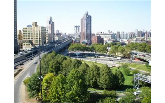 $850,000 | 189 Bridge Street, Unit 10A | Downtown Brooklyn