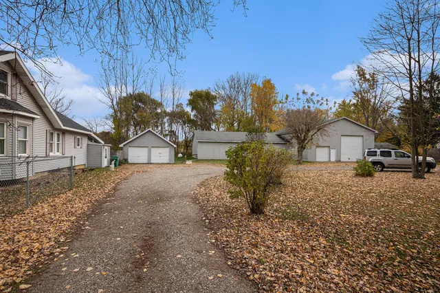 $309,900 | 10595 US Highway 31, Berrien Springs, MI 49103