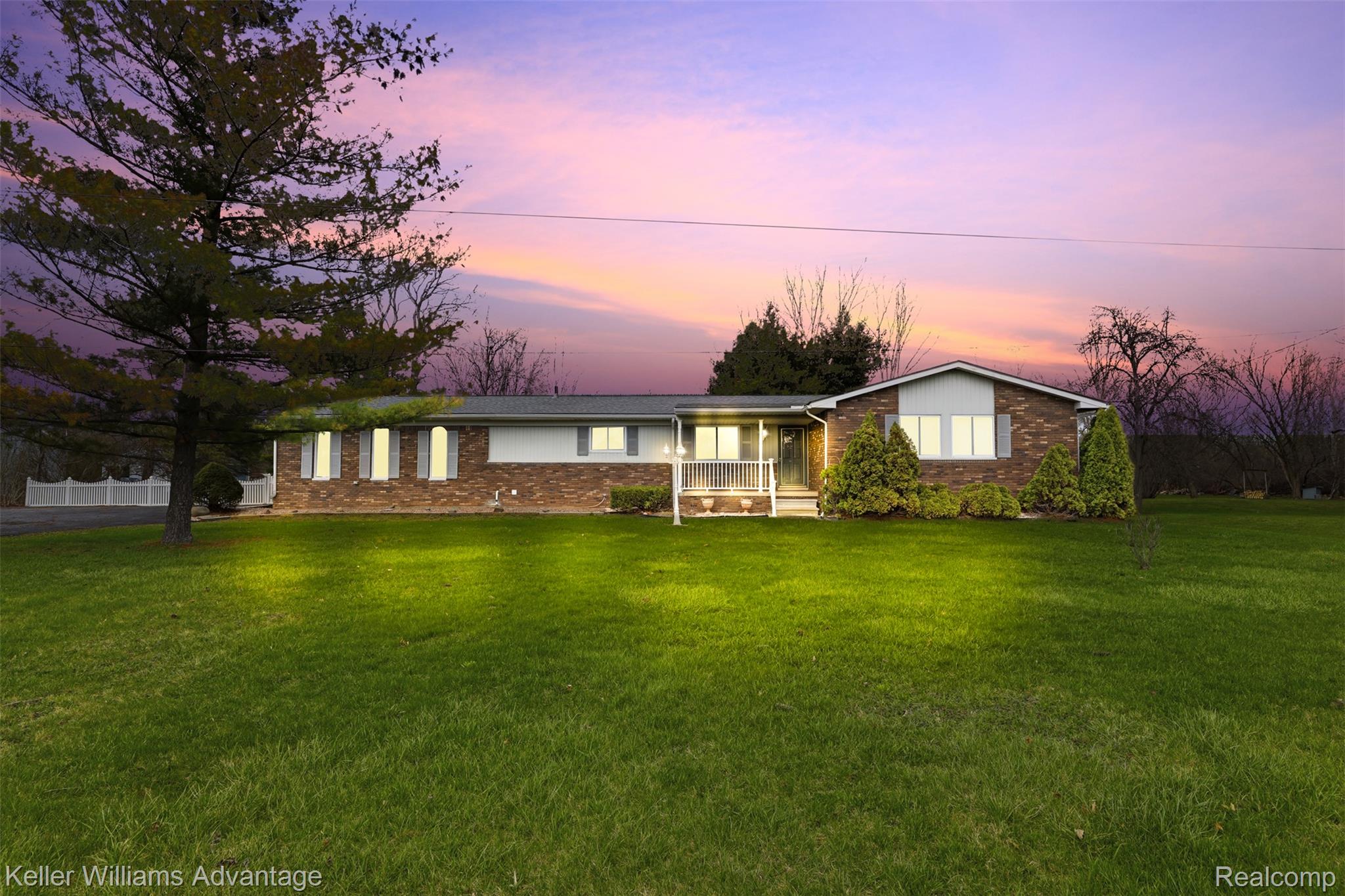 28800 Sibley Road Romulus, MI 48174 - Photo 2 of 60 71_28800 sibley rd-68.jpg