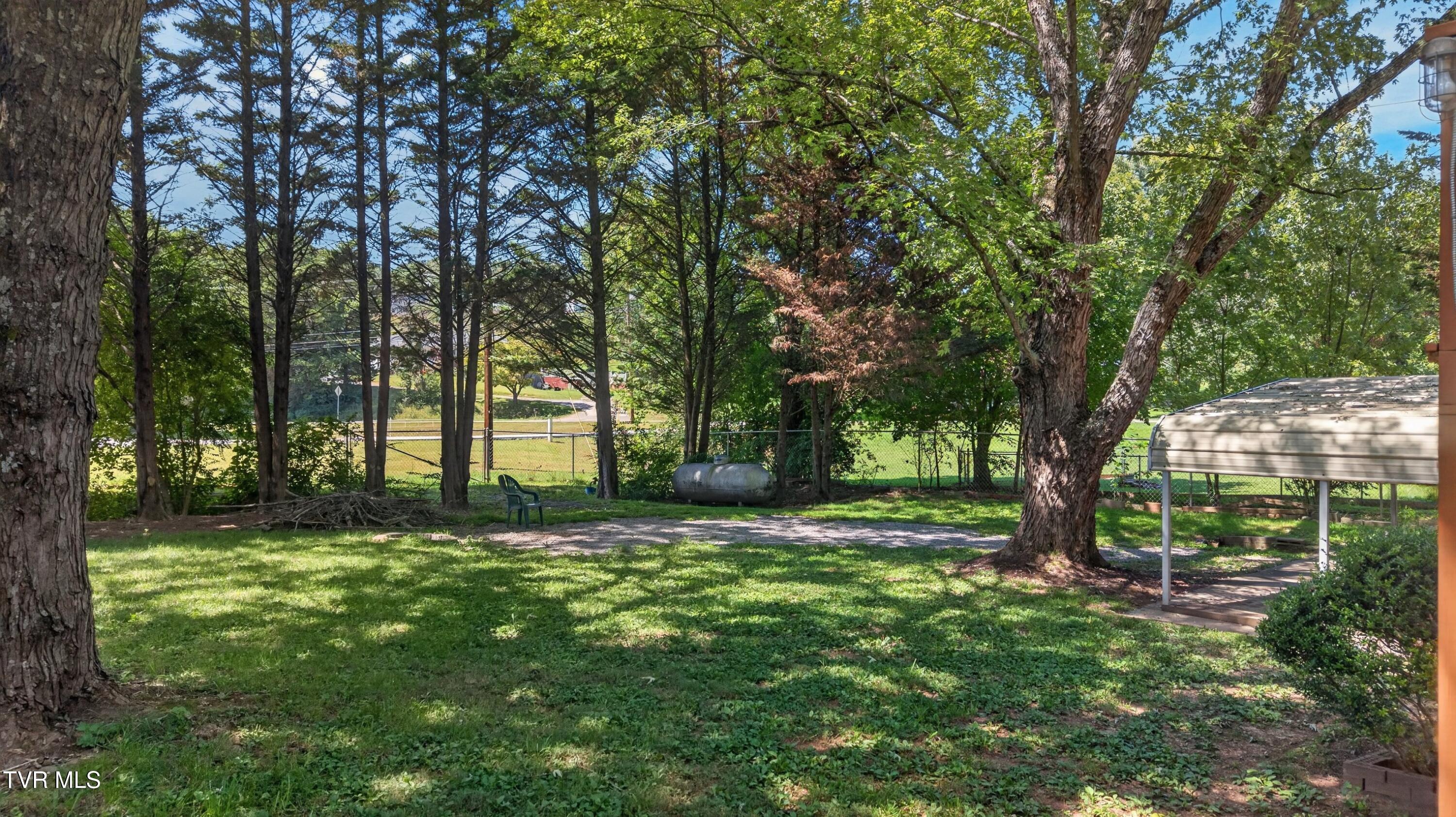 743 Jaybird Road Morristown, TN 37814 - Photo 29 of 36 030-743JaybirdRoad-Morristown-TN-37814-S