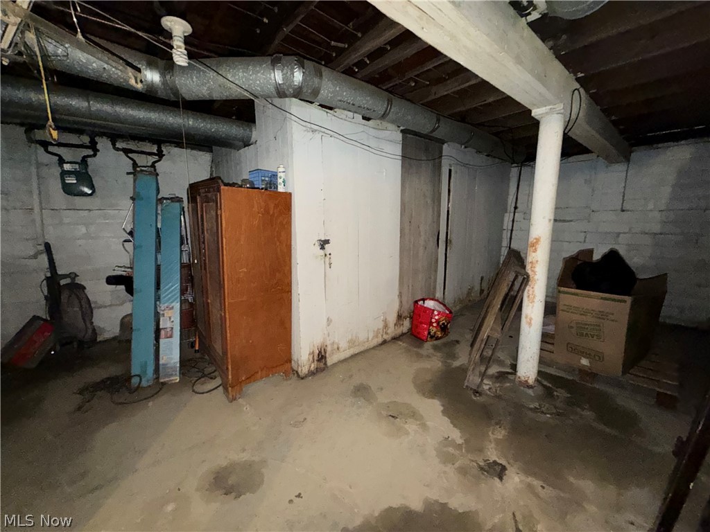 18017 Olympia Road Cleveland, OH 44112 - Photo 27 of 34 Additional content