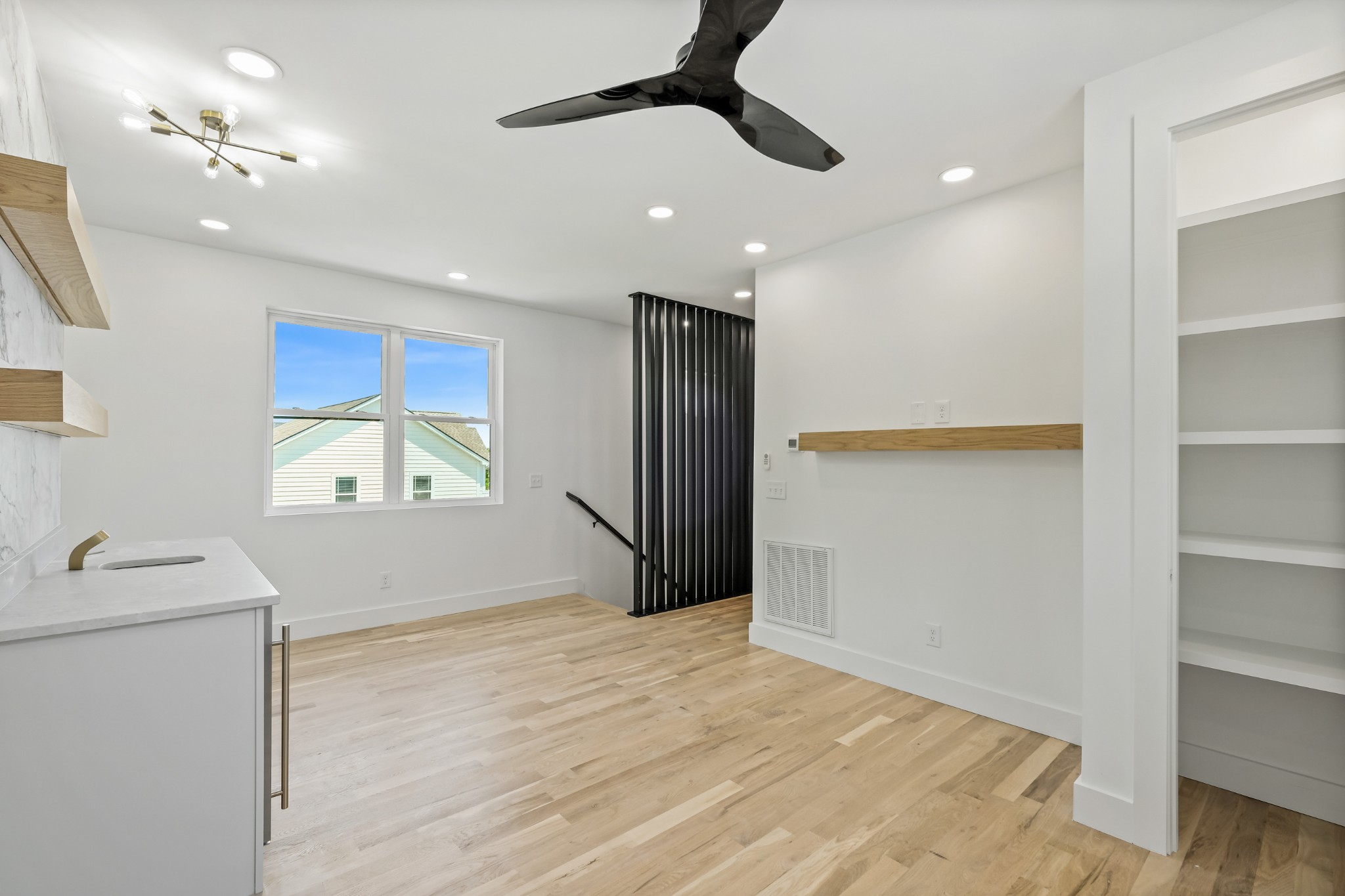 629 B Ries Avenue Nashville, TN 37209 - Photo 35 of 62 a view of an empty room with a window