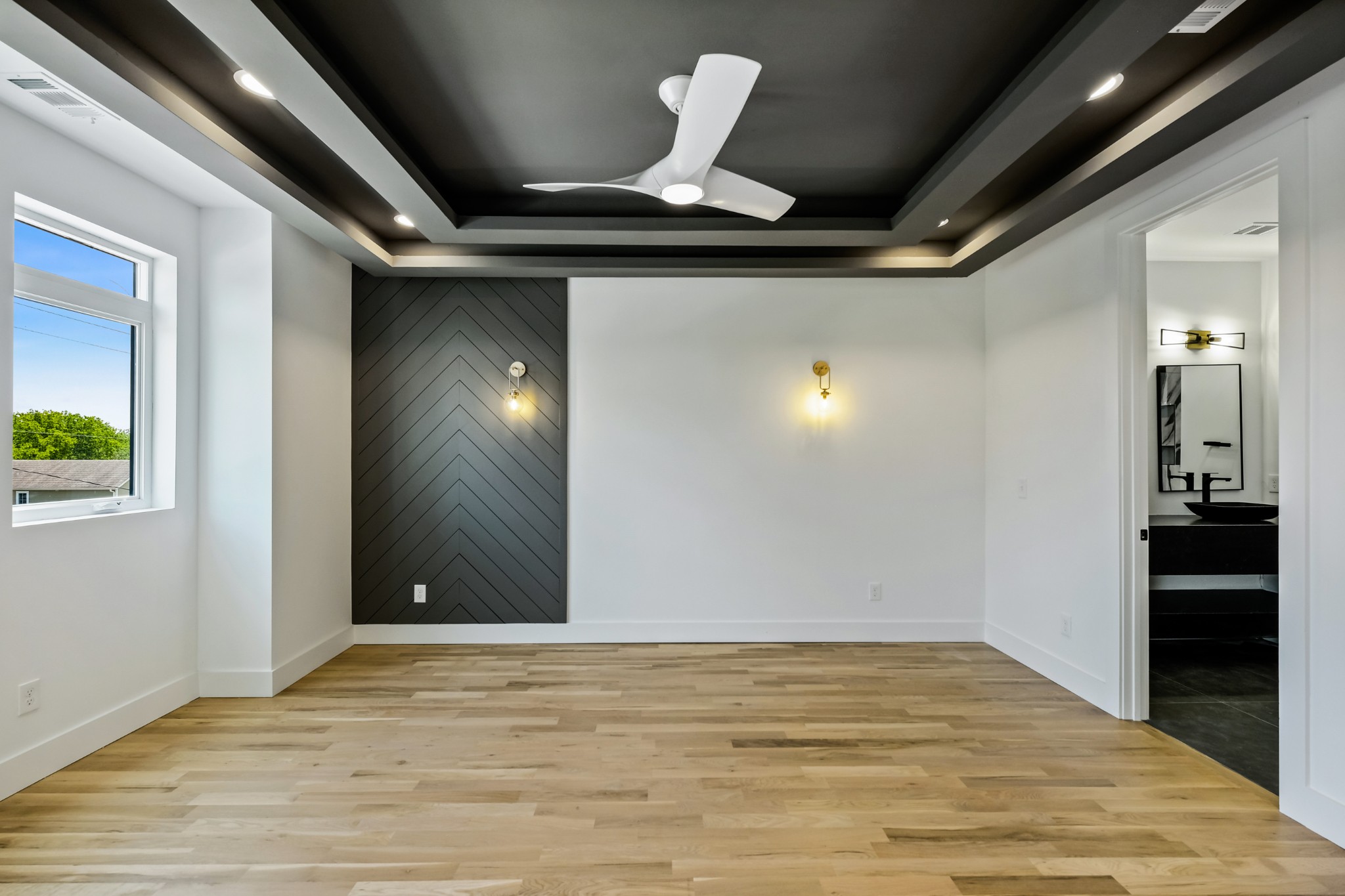 629 B Ries Avenue Nashville, TN 37209 - Photo 39 of 62 a view of an empty room