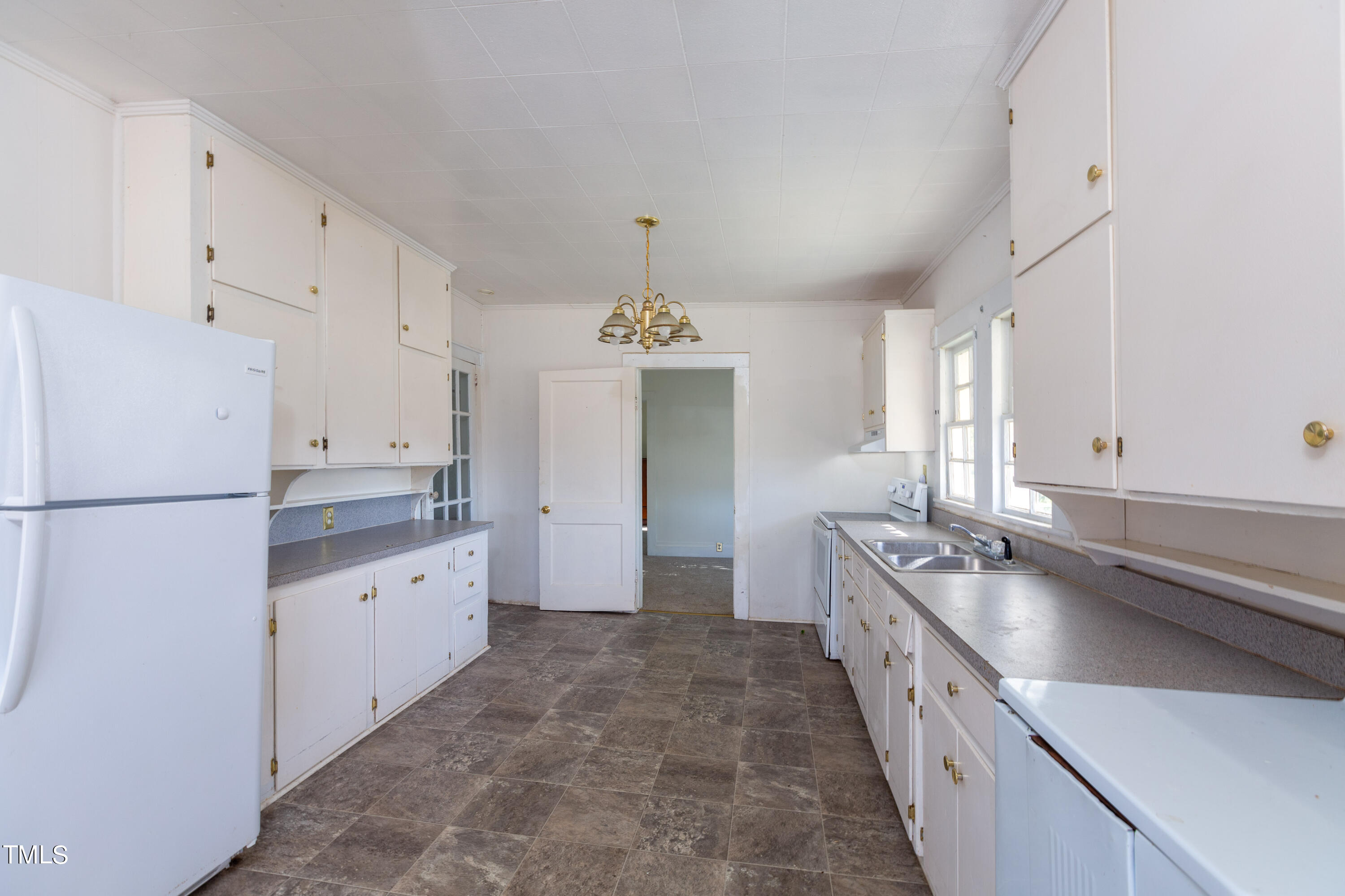 4620 Roanoke Road Newton Grove, NC 28366 - Photo 12 of 32 4620 Roanoke Rd-13