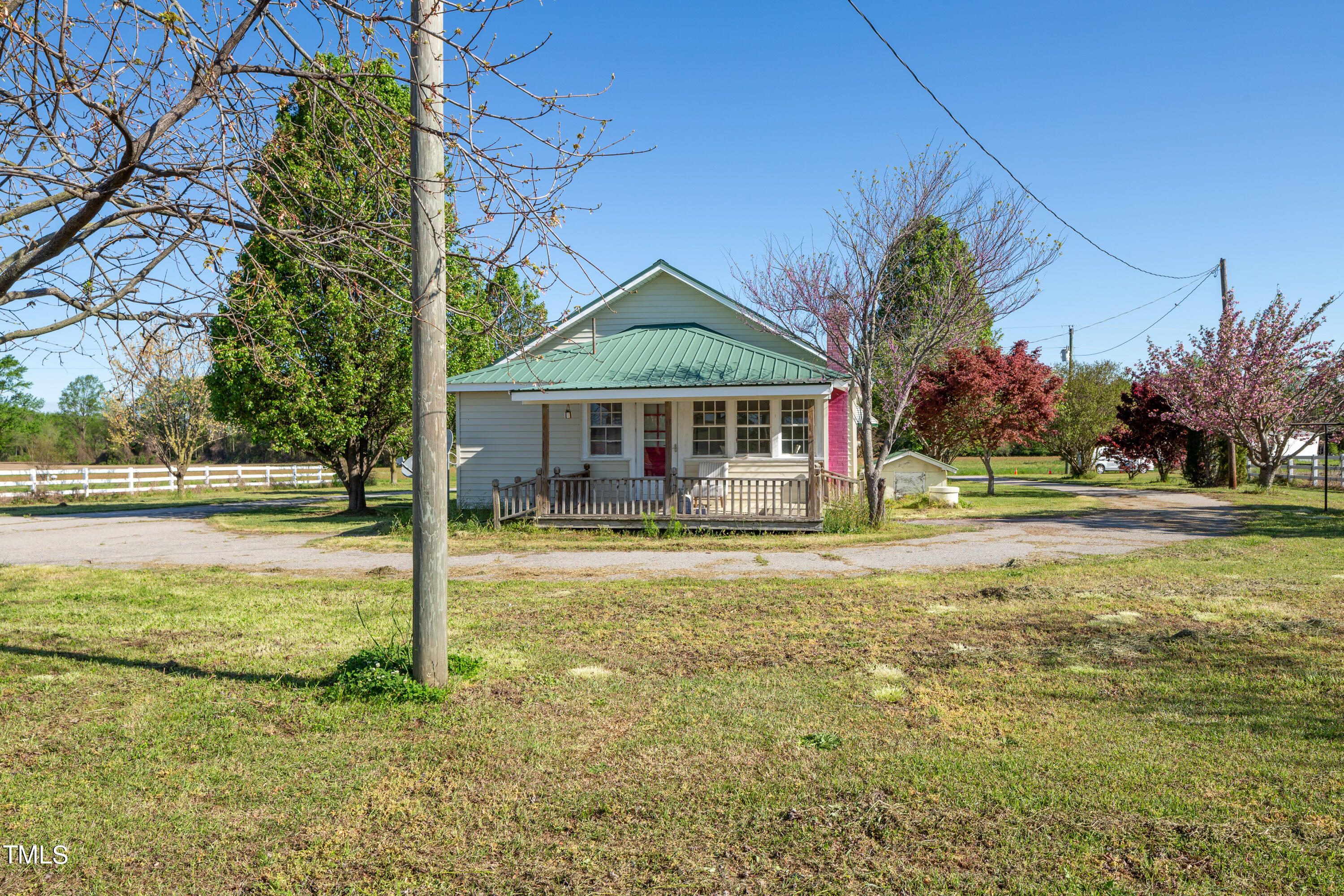 4620 Roanoke Road Newton Grove, NC 28366 - Photo 24 of 32 4620 Roanoke Rd-27