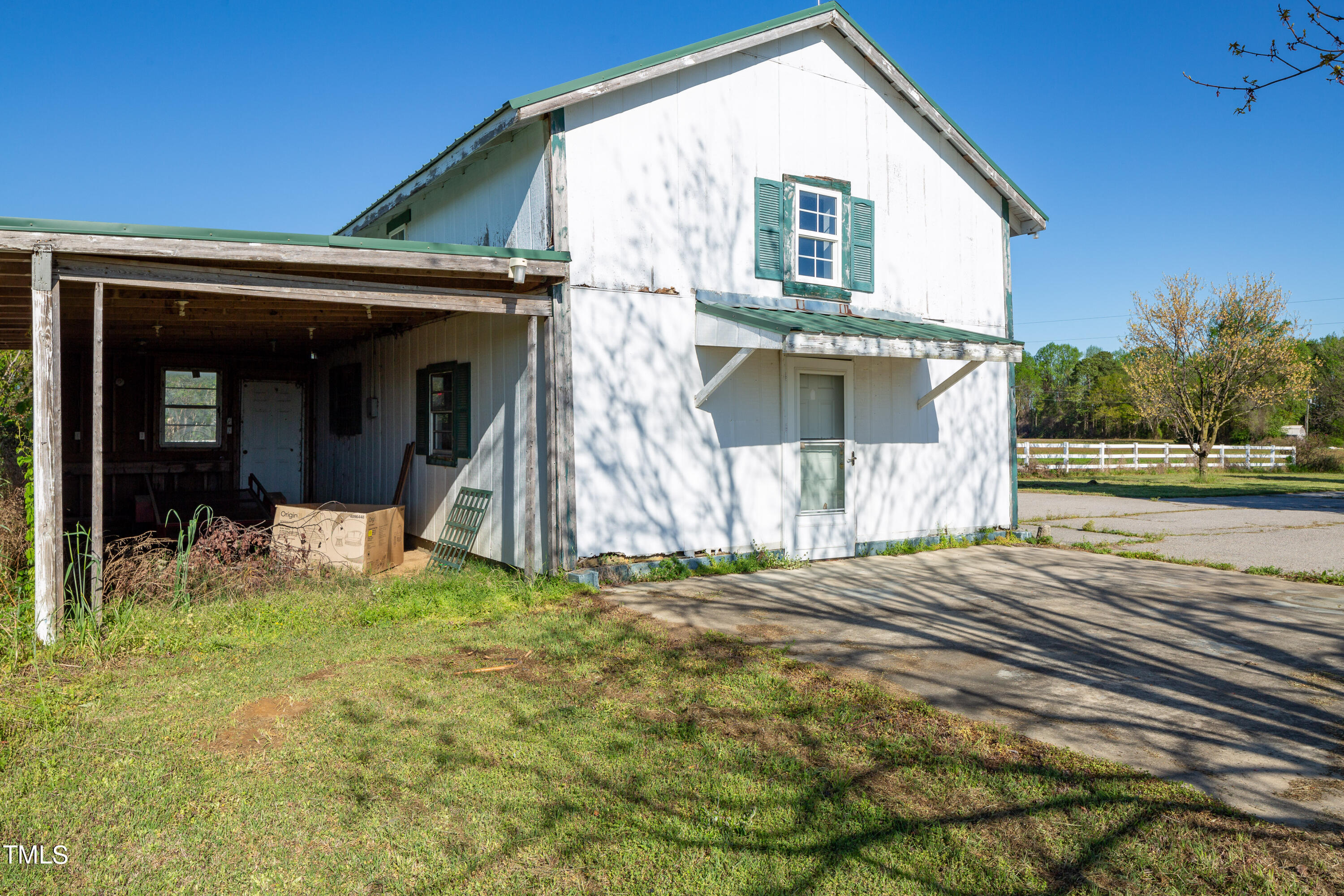 4620 Roanoke Road Newton Grove, NC 28366 - Photo 27 of 32 4620 Roanoke Rd-30