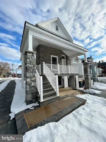 $2,100 | 363 East Lancaster Avenue, Downingtown, PA 19335