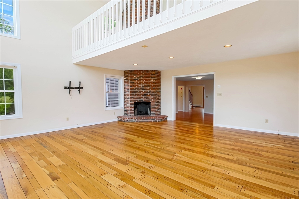 21 Randall Road Berlin, MA 01503 - Photo 13 of 42 Gallery Image 13