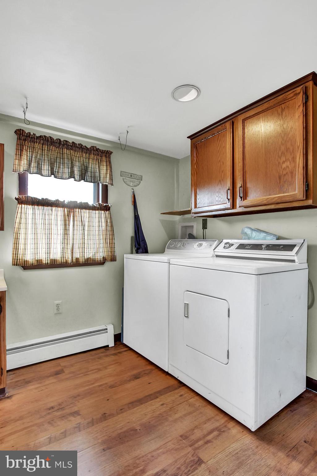 6121 Davidsburg Road Dover, PA 17315 - Photo 13 of 43 Laundry/Full Bath off Family Room