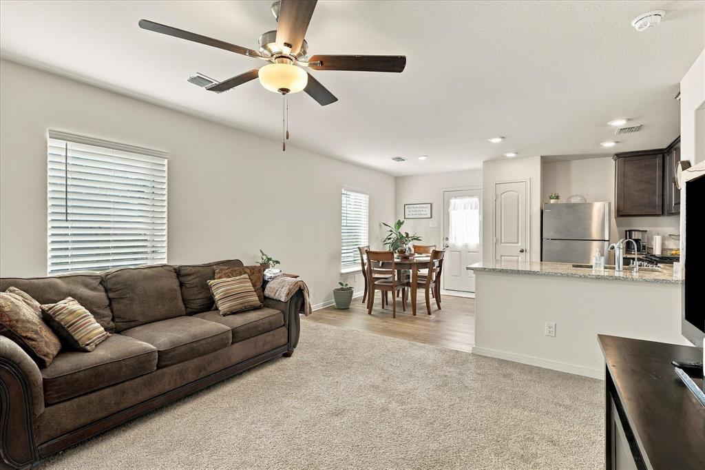 14017 Golden Valley Road Ponder, TX 76259 - Photo 10 of 40 Gallery Image 10