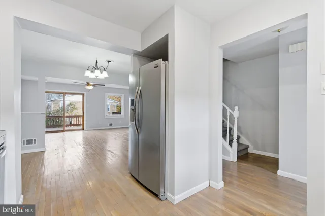 $2,400 | 393 Rutgers Court, Bensalem, PA 19020