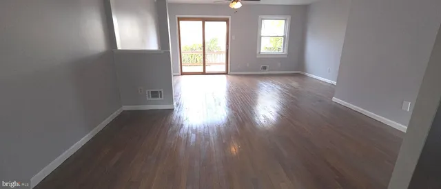 $2,450 | 393 Rutgers Court, Bensalem, PA 19020