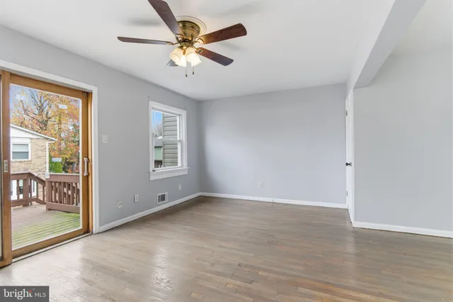 $2,400 | 393 Rutgers Court, Bensalem, PA 19020