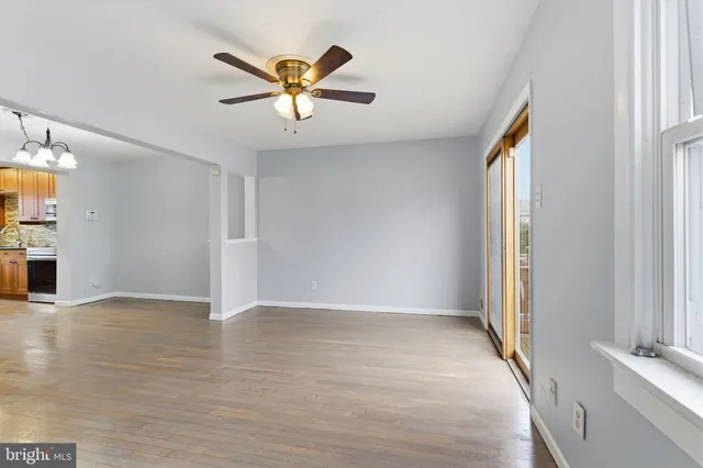 $2,400 | 393 Rutgers Court, Bensalem, PA 19020