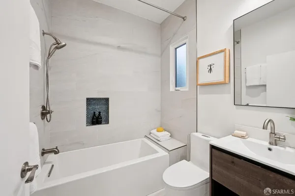 $1,385,000 | 1239 19th Avenue, San Francisco, CA 94122